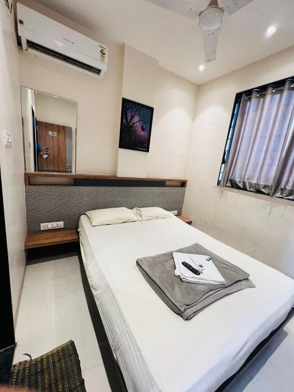Hotel Pragati Inn Ahmednagar Exteriér fotografie