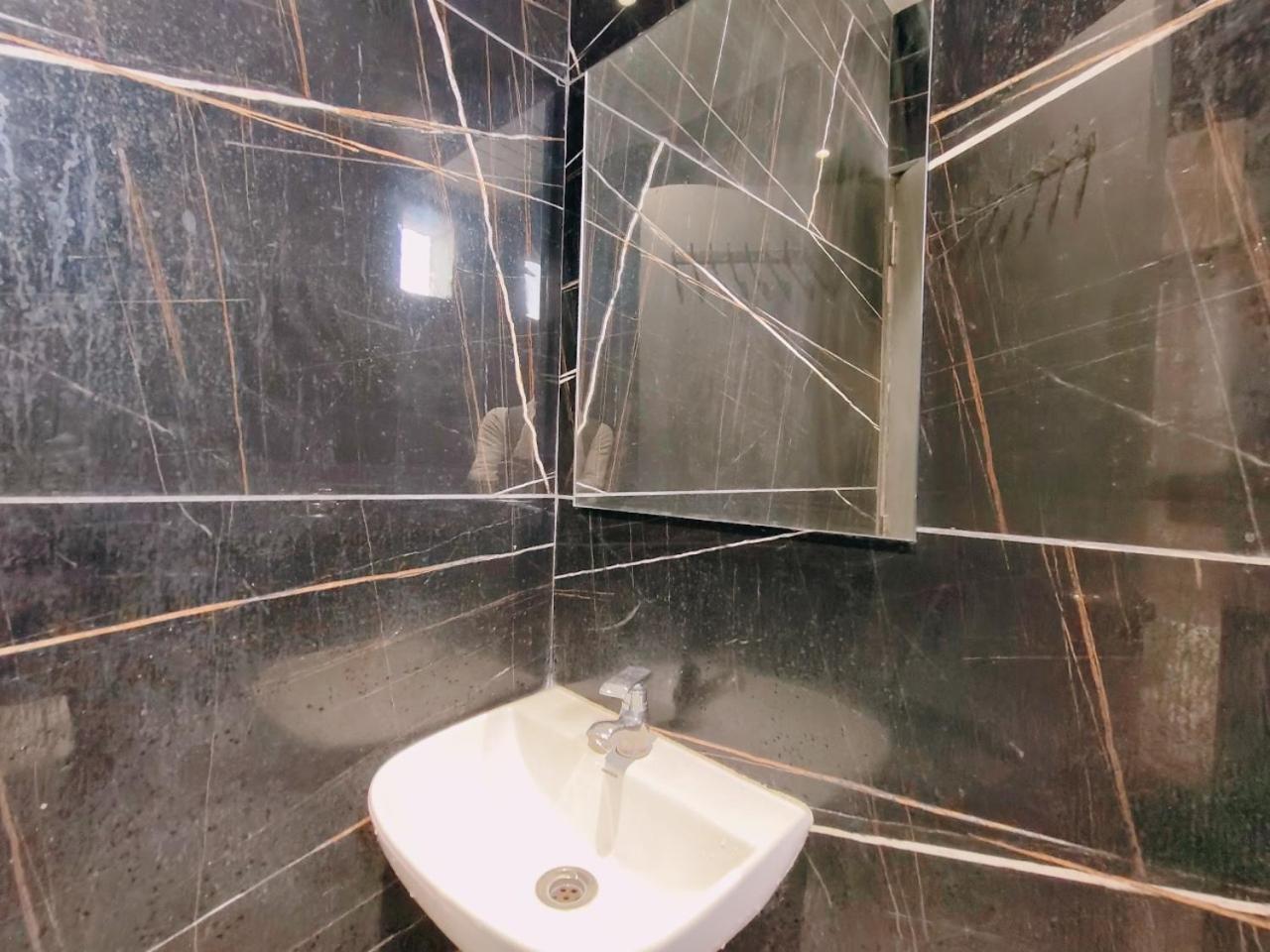 Hotel Pragati Inn Ahmednagar Exteriér fotografie